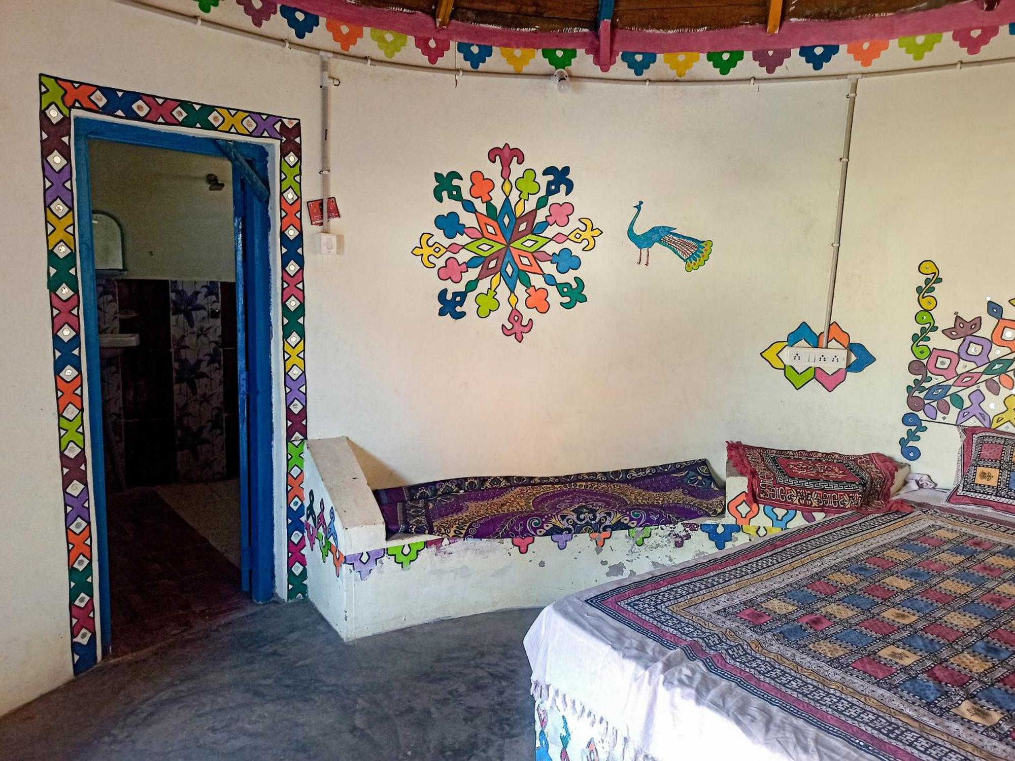 Dhordo White Land Villagestay מראה חיצוני תמונה