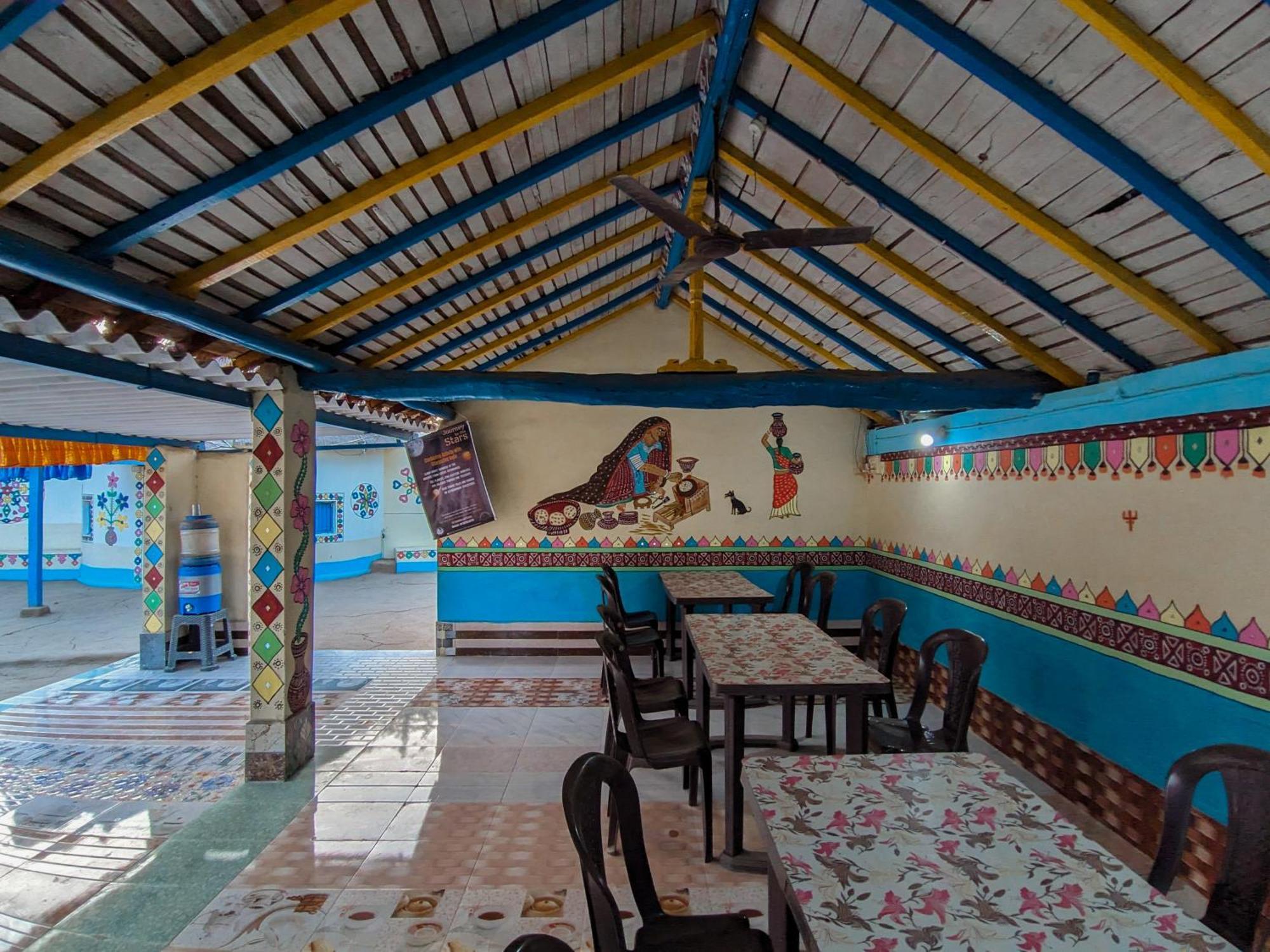Dhordo White Land Villagestay מראה חיצוני תמונה