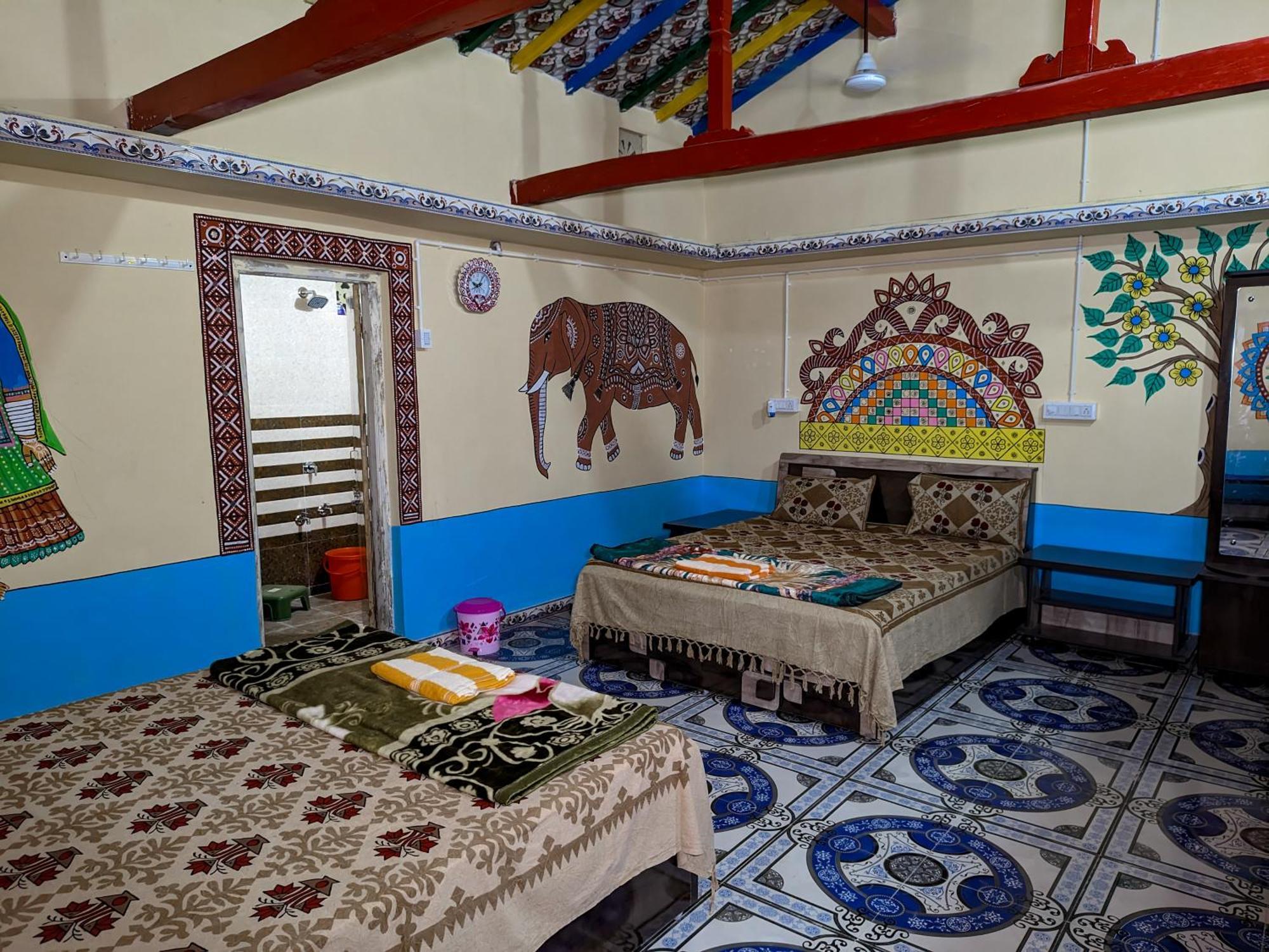 Dhordo White Land Villagestay מראה חיצוני תמונה