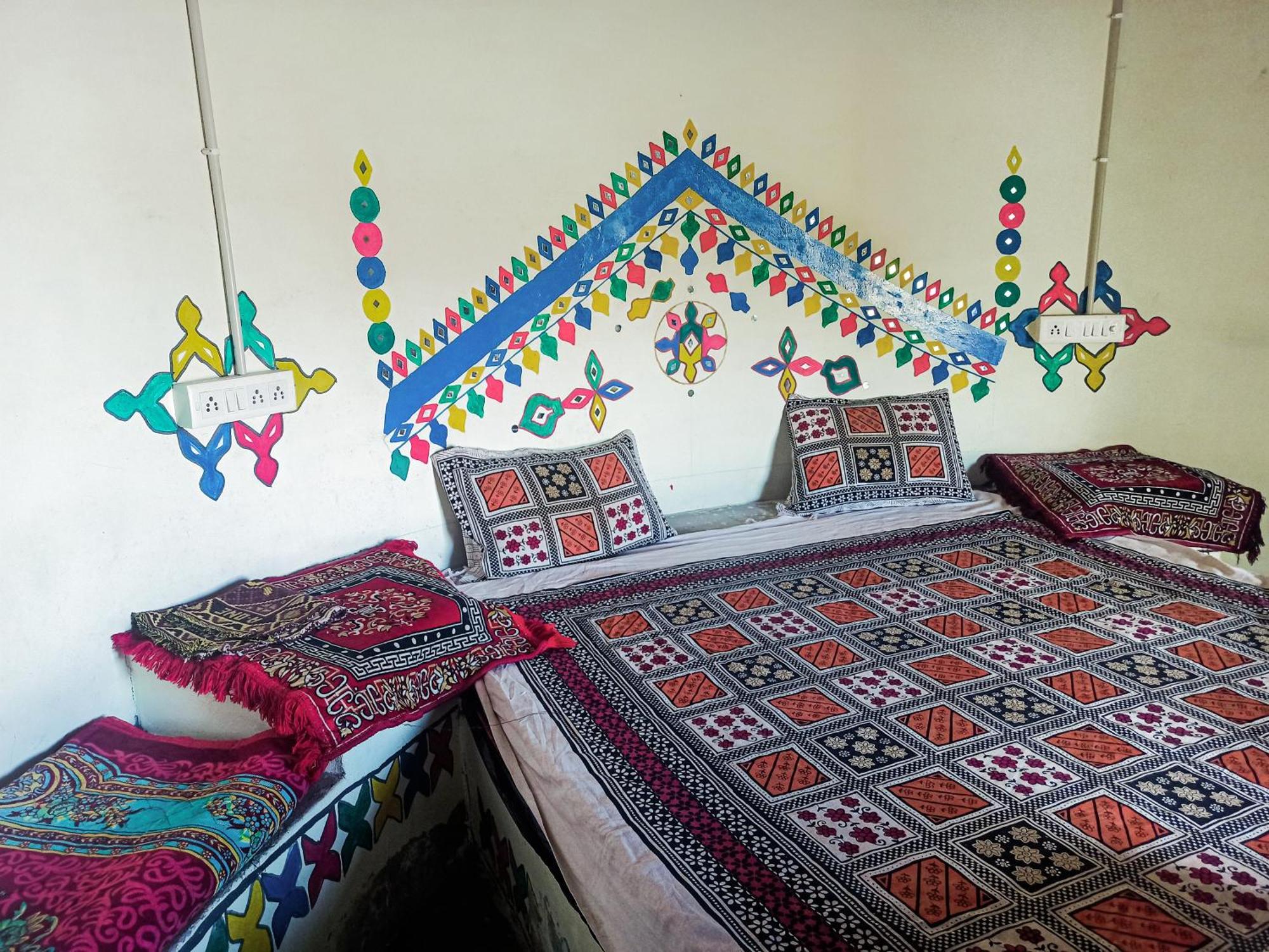 Dhordo White Land Villagestay מראה חיצוני תמונה